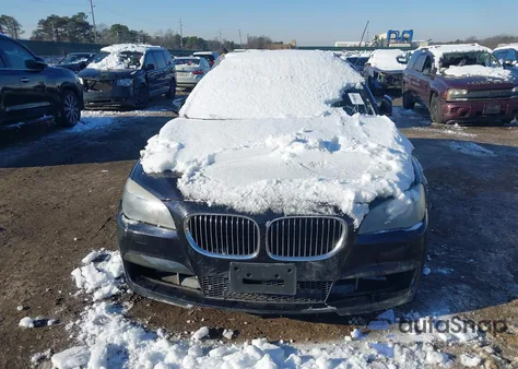 2011 BMW 750Li z USA, uszkodzony, nr VIN WBAKB8C58BCY64494